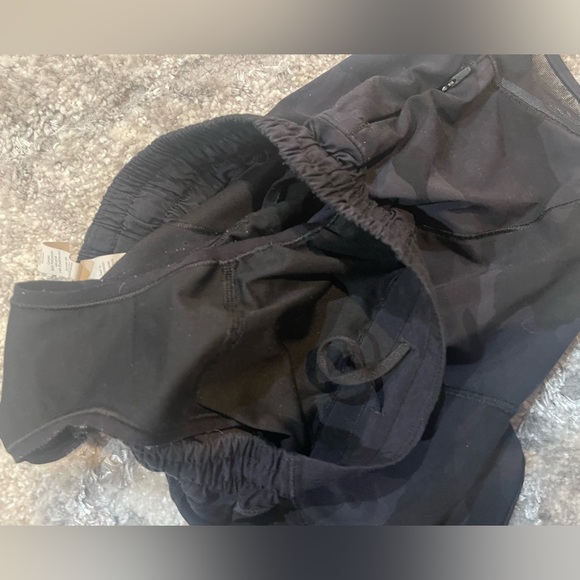 lululemon athletica Camo Black Women's Athletic Shorts - Picture 3 of 12